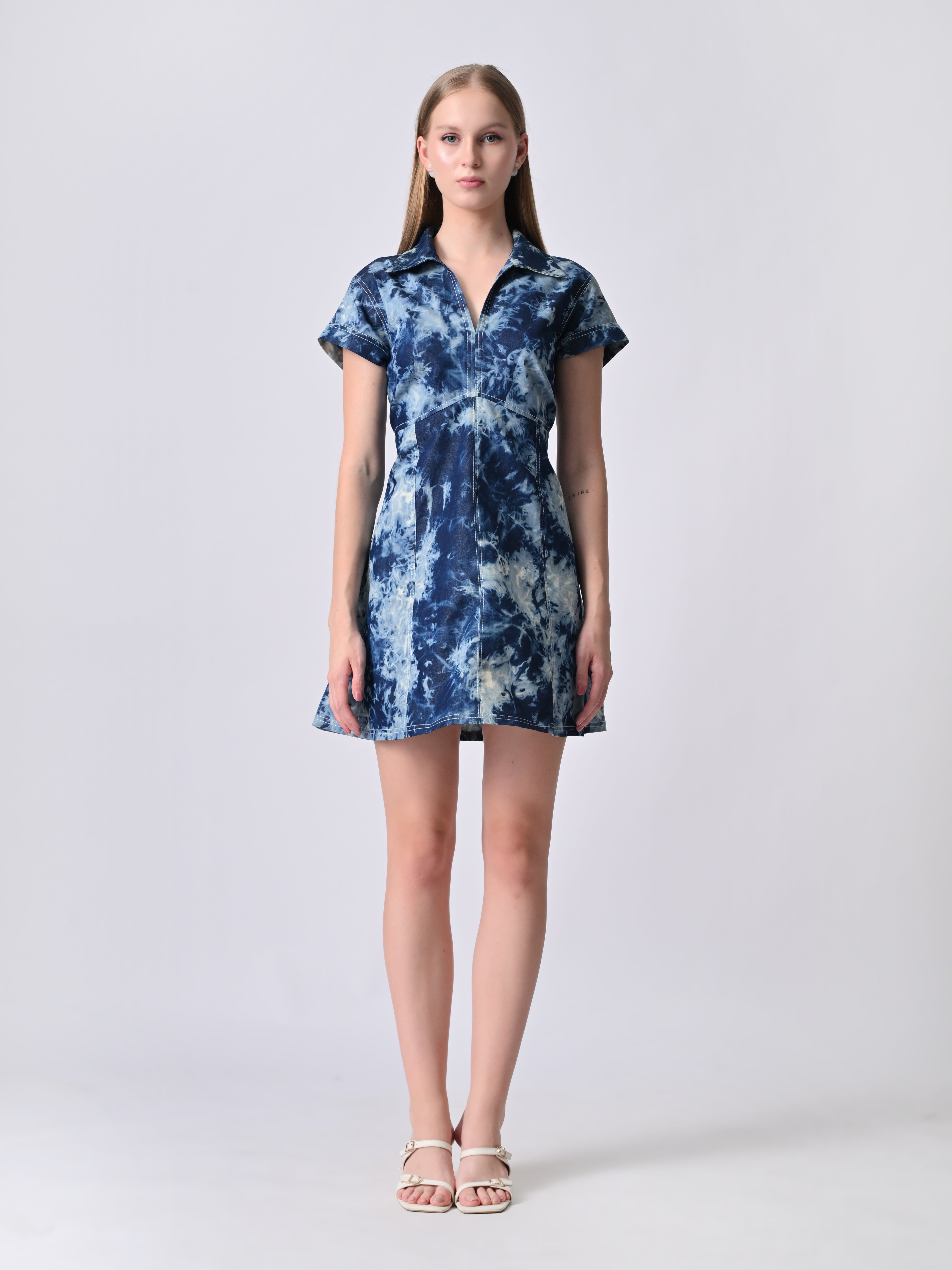 EVE TIE-DYE DENIM MINI DRESS (Blue)