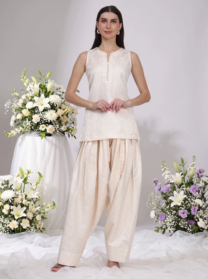 Nabia, Relaxed Fit  Kurta Indo western set (Oyster)