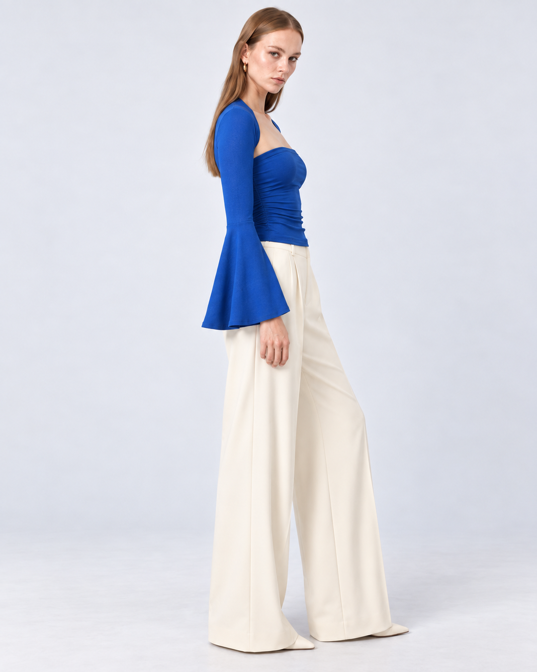VANESSA Knit Flare Sleeve Top Blue