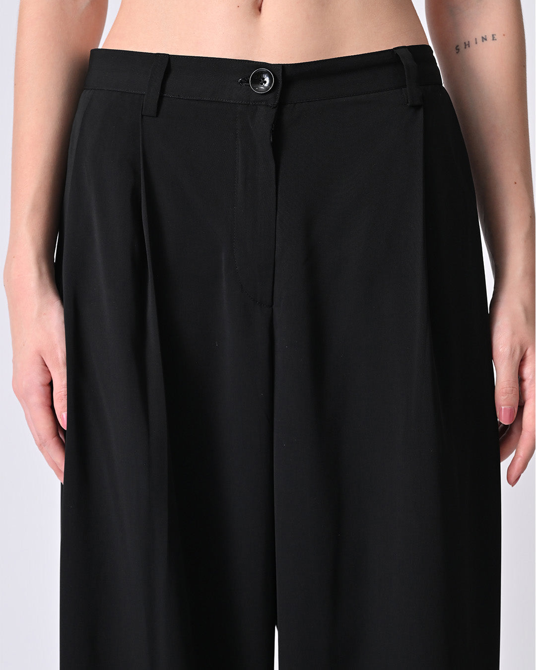 LILITH HIGH WAIST WIDE LEG TROUSER (Black)