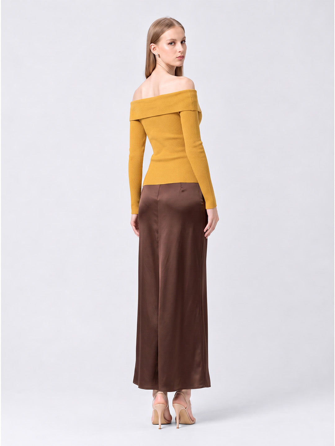 ELLA OFF-SHOULDER TOP