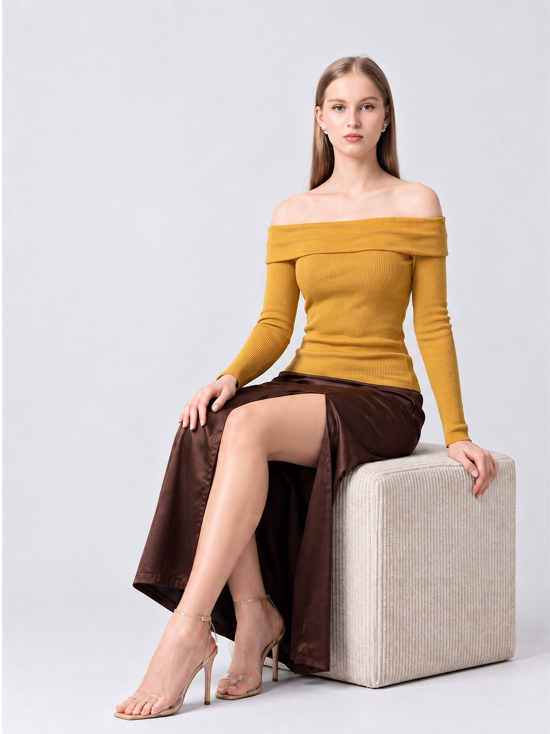 ELLA OFF-SHOULDER TOP