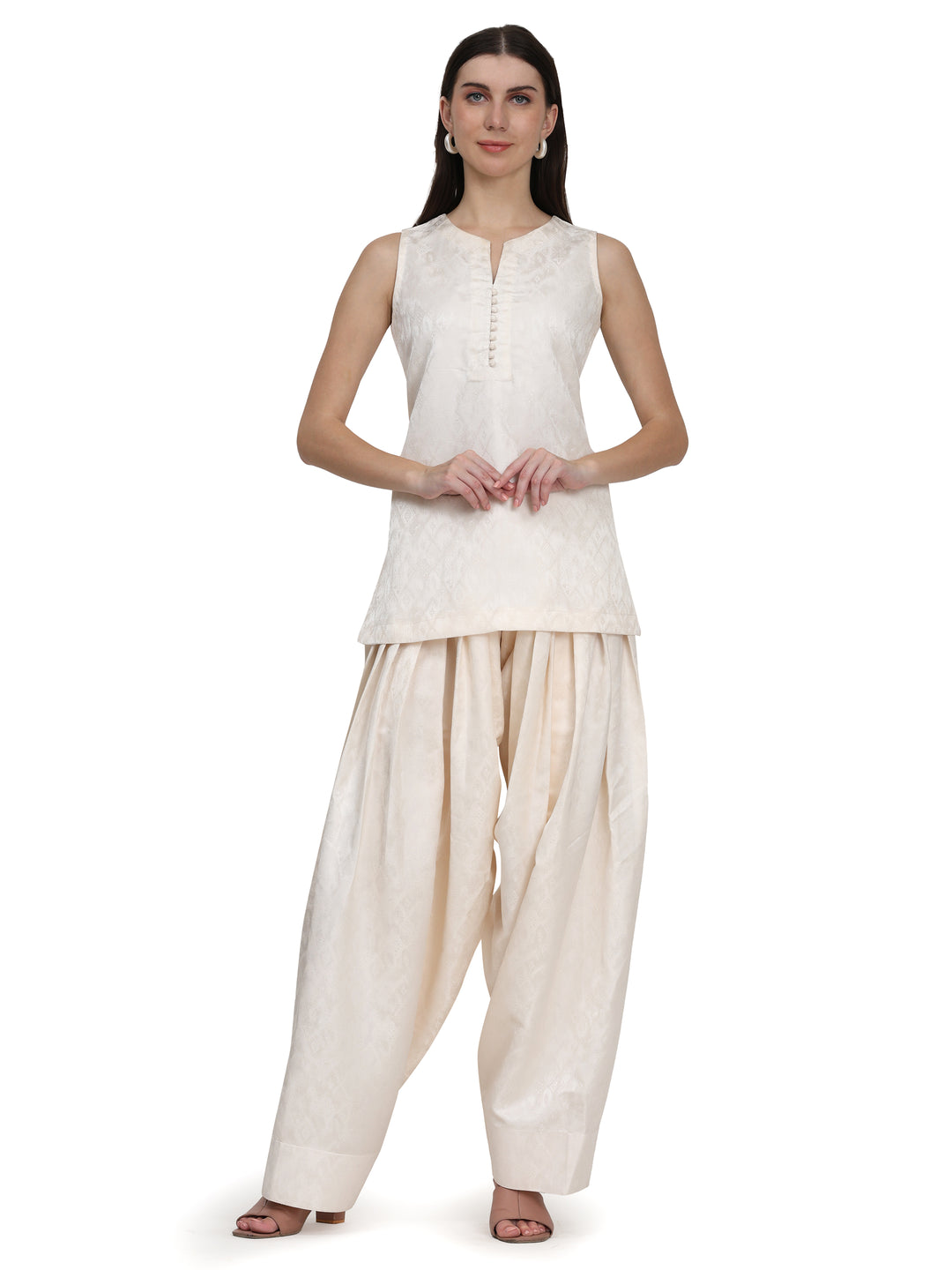 Nabia, Relaxed Fit  Kurta set (Cream)