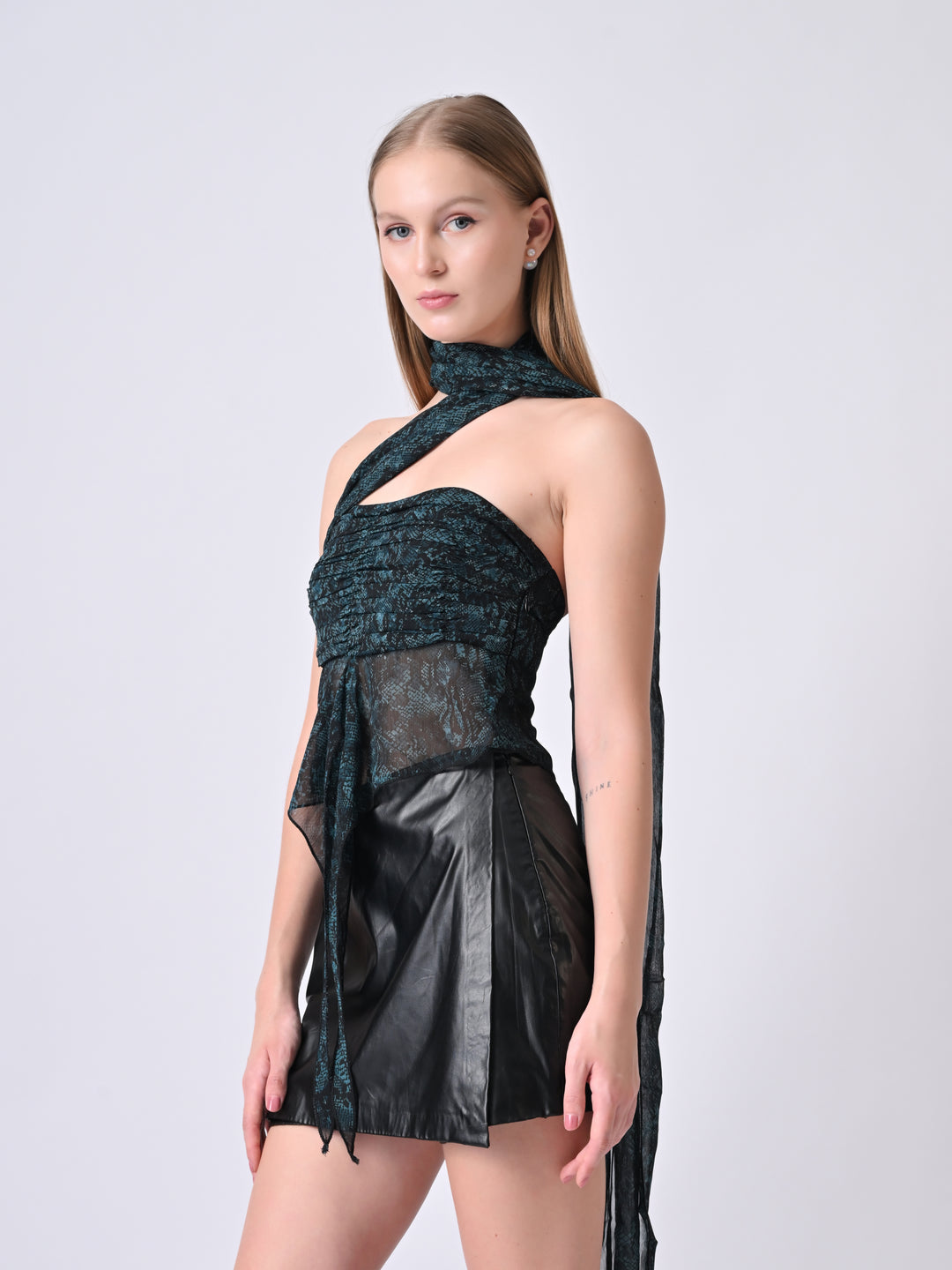 ZARAH Snake Print Off-Shoulder Drape Top (Teal)