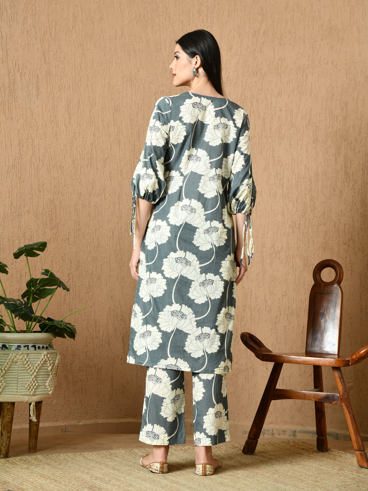 Tharia Regular Fit Floral Printed Cotton Kurta Set