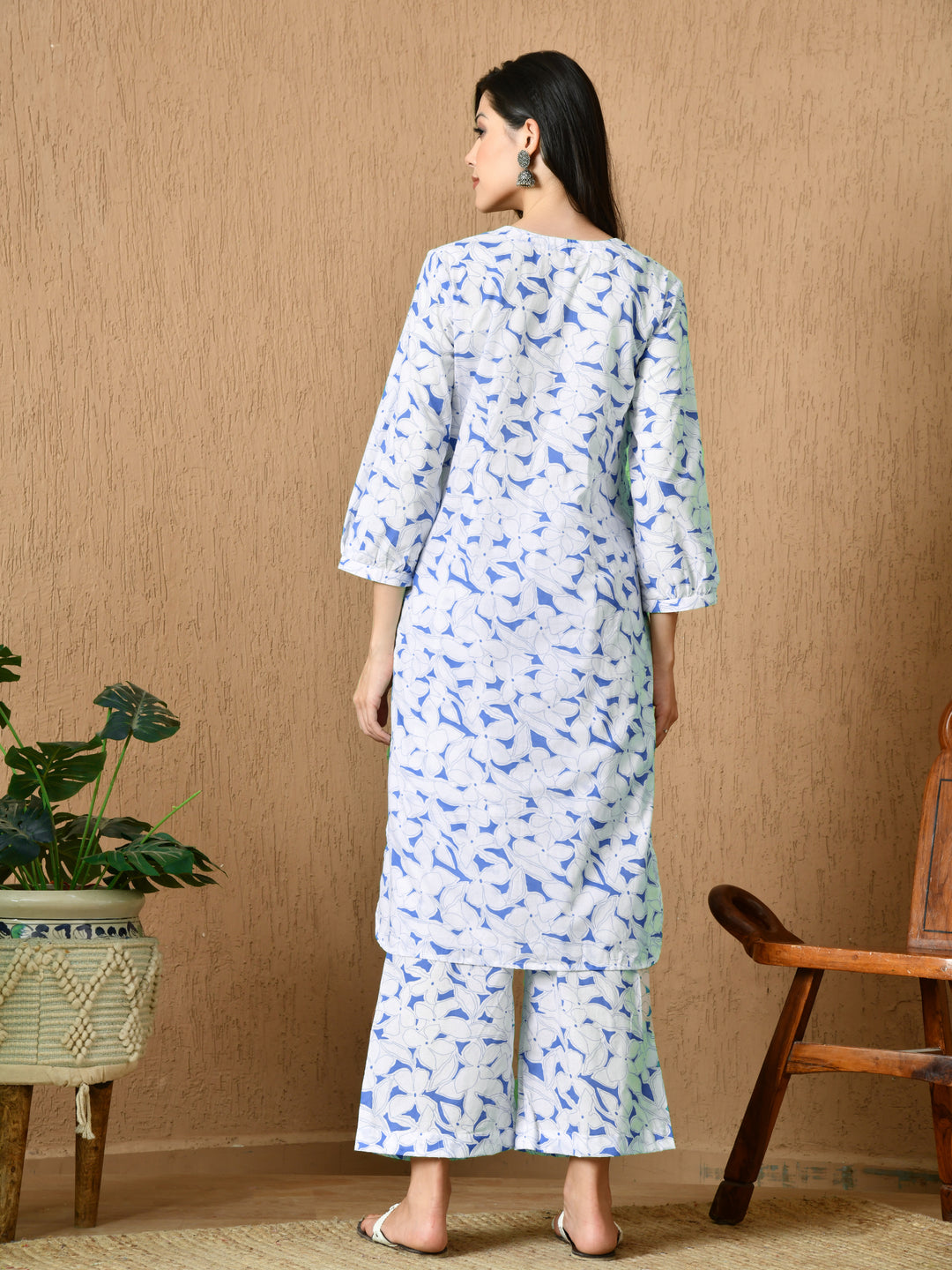 Grace Straight Fit Printed Cotton Kurta with Straight Pant