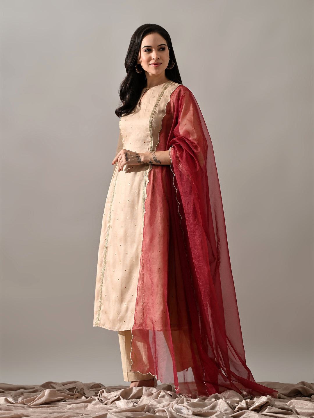 Aarvi Ethnic Chanderi Kurta Set (Beige)