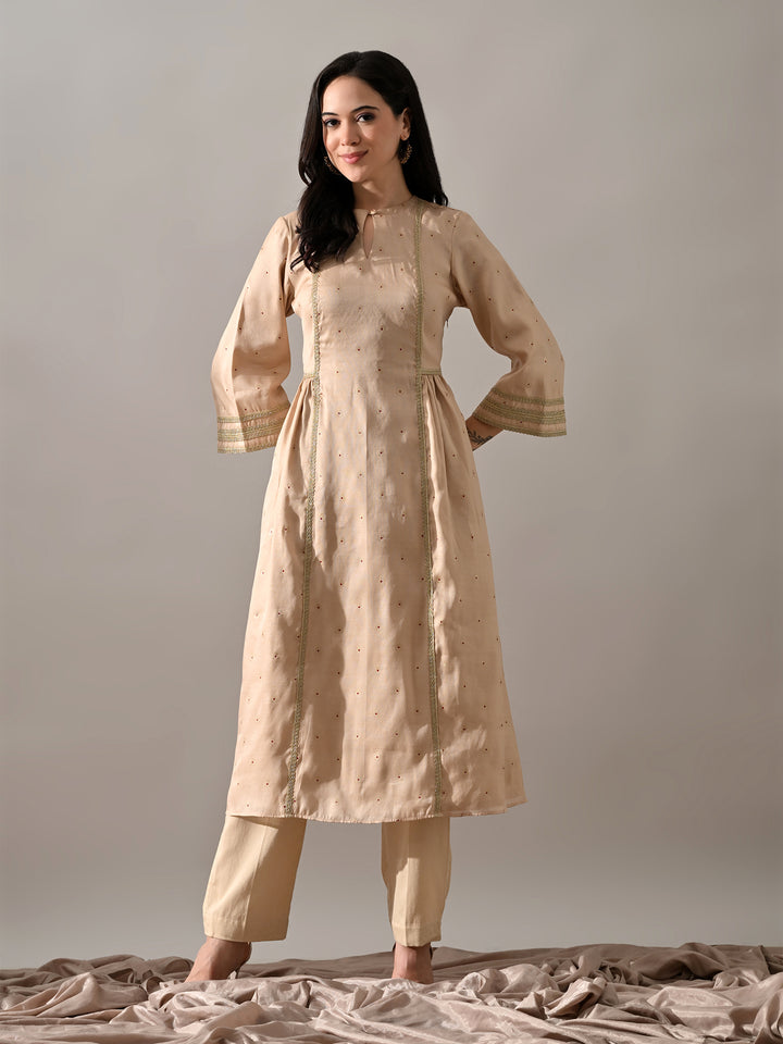 Aarvi Ethnic Chanderi Kurta Set (Beige)