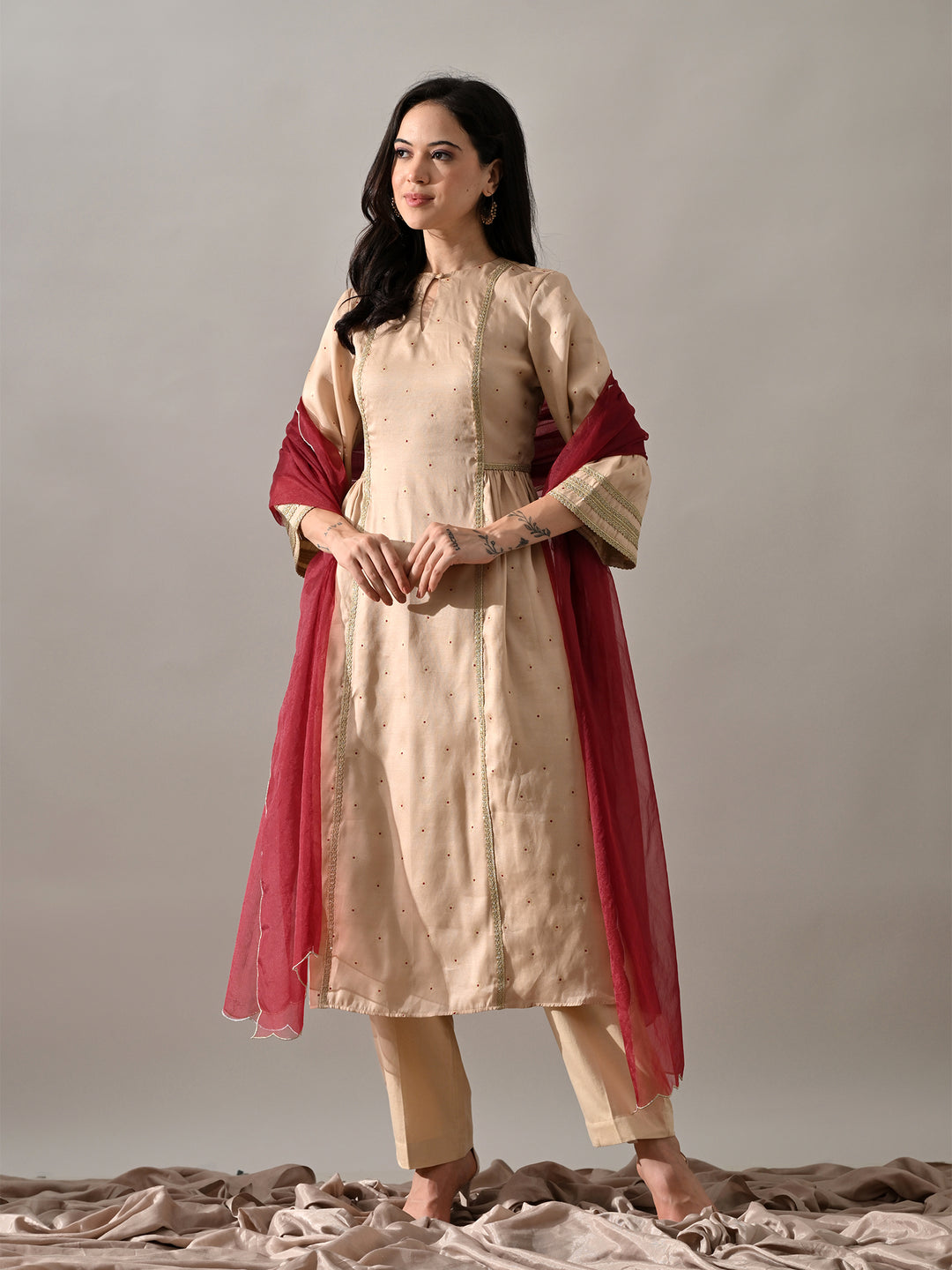 Aarvi Ethnic Chanderi Kurta Set (Beige)