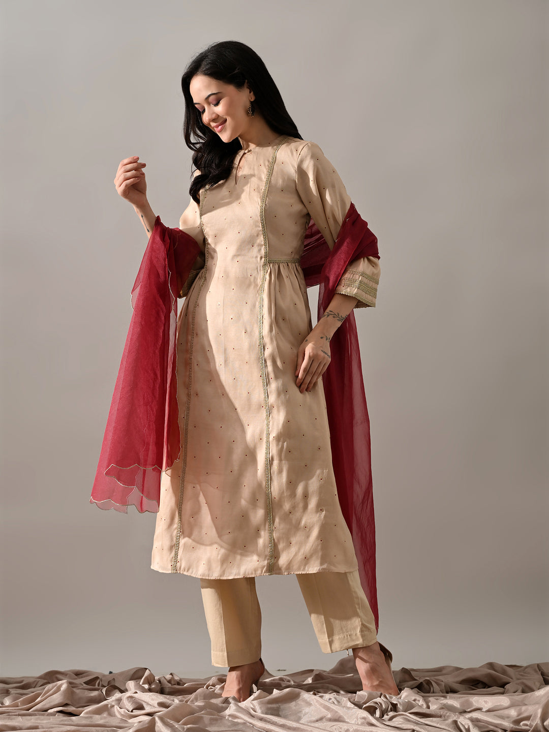 Aarvi Ethnic Chanderi Kurta Set (Beige)