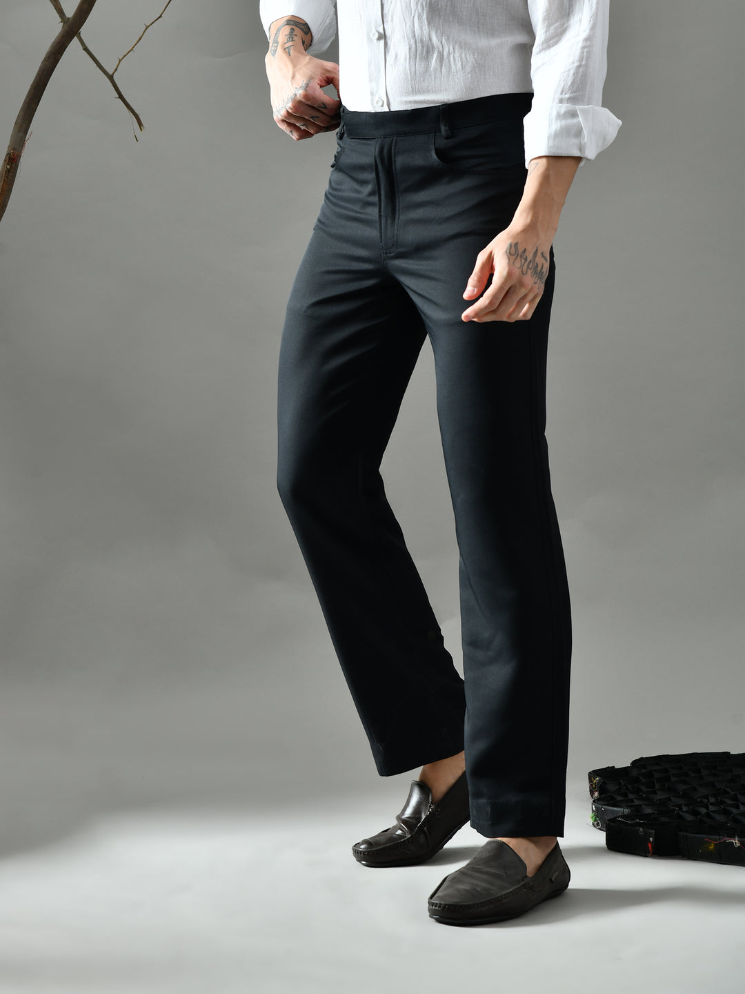 Regular Fit Twill Pants (Black)