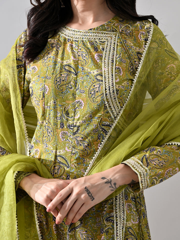 Draya Cambric Kurta Set in (Lime)
