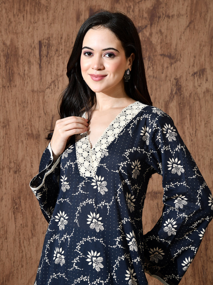 Rumi cambric kurta set in (Dark Blue)
