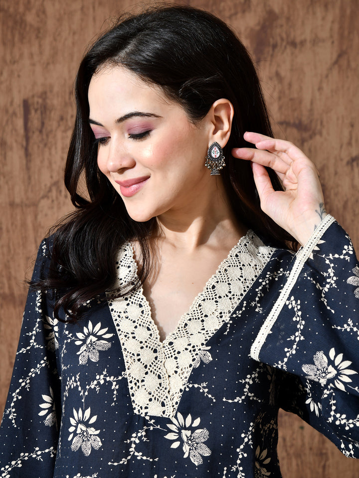 Rumi cambric kurta set in (Dark Blue)
